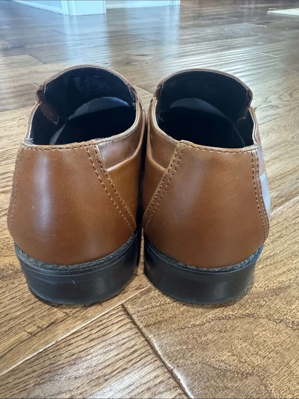 Apt. 9 Men's Tan Slip-On Leather Loafers 11M